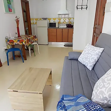 Familias Parejas Apartment